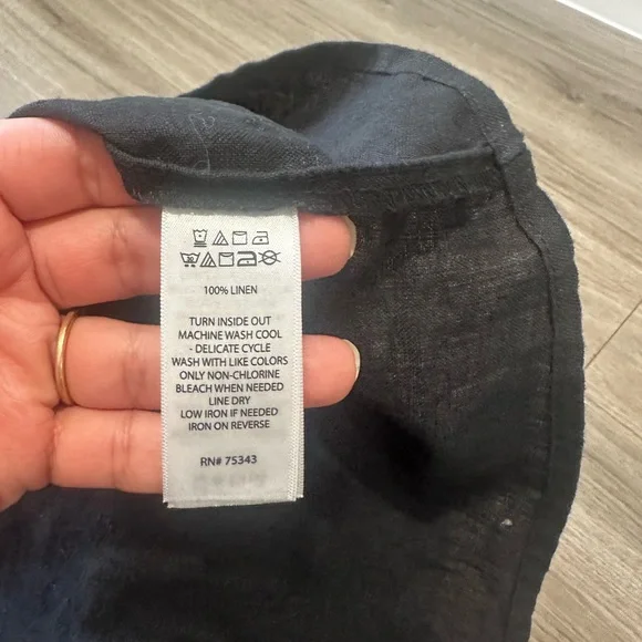 100% Black Linen Nicole Miller Black V-Neck Ruched Drawstring Top Shirt NWT - Picture 7 of 8